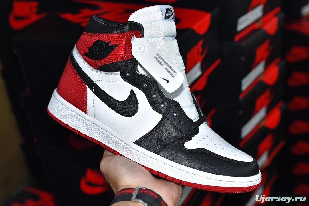 Air Jordan 1 Satin Black Toe
