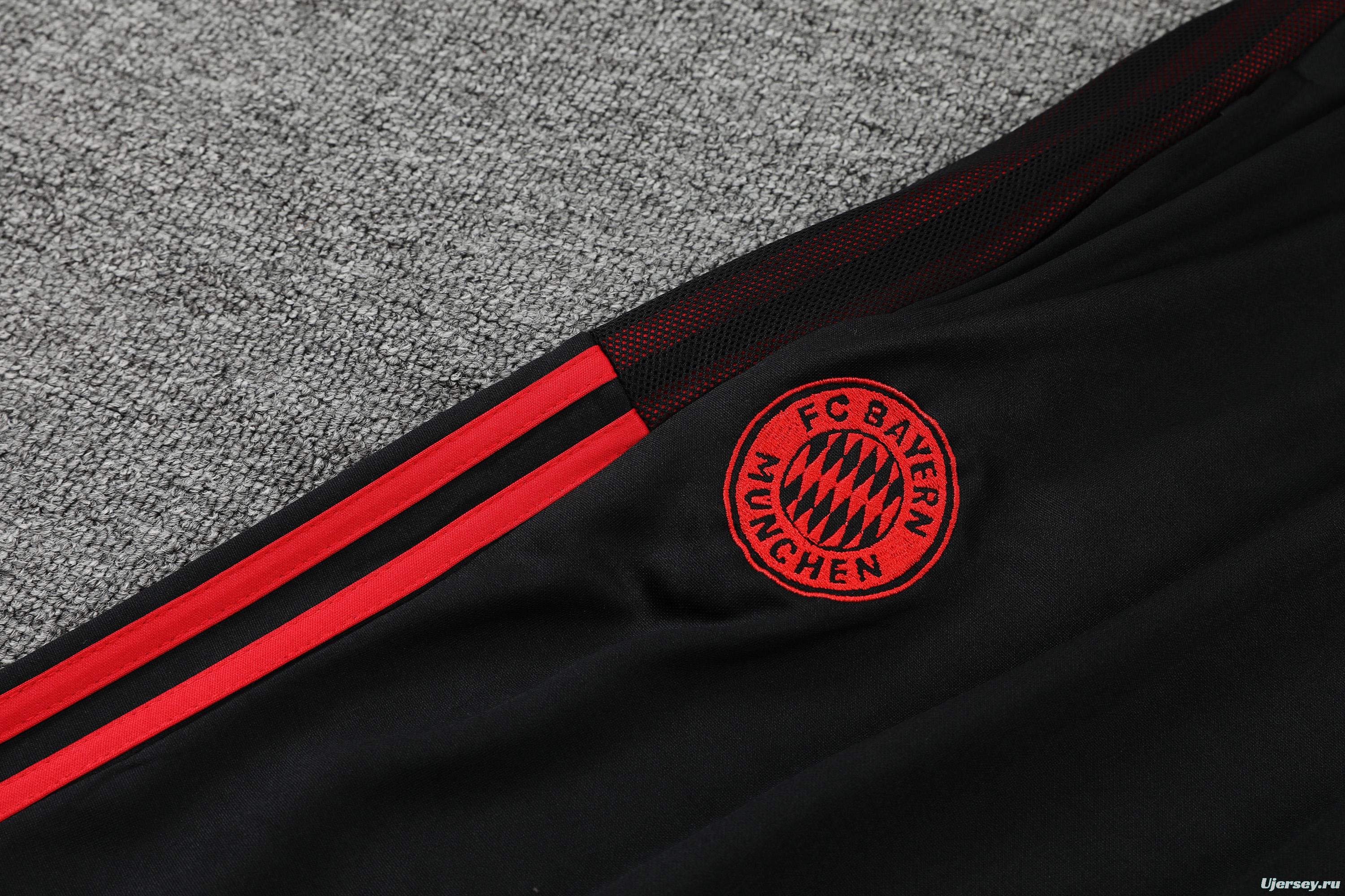 Bayern Munich POLO kit black (not sold separately)