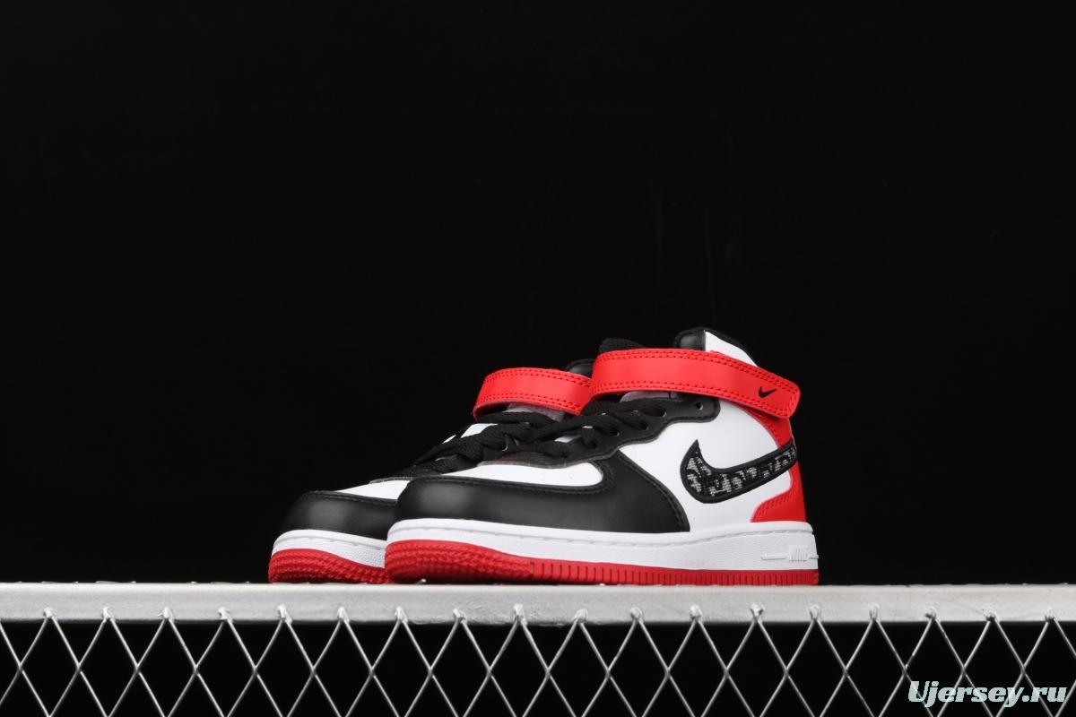 State size NIKE Air Force-006 in Mid Dior element