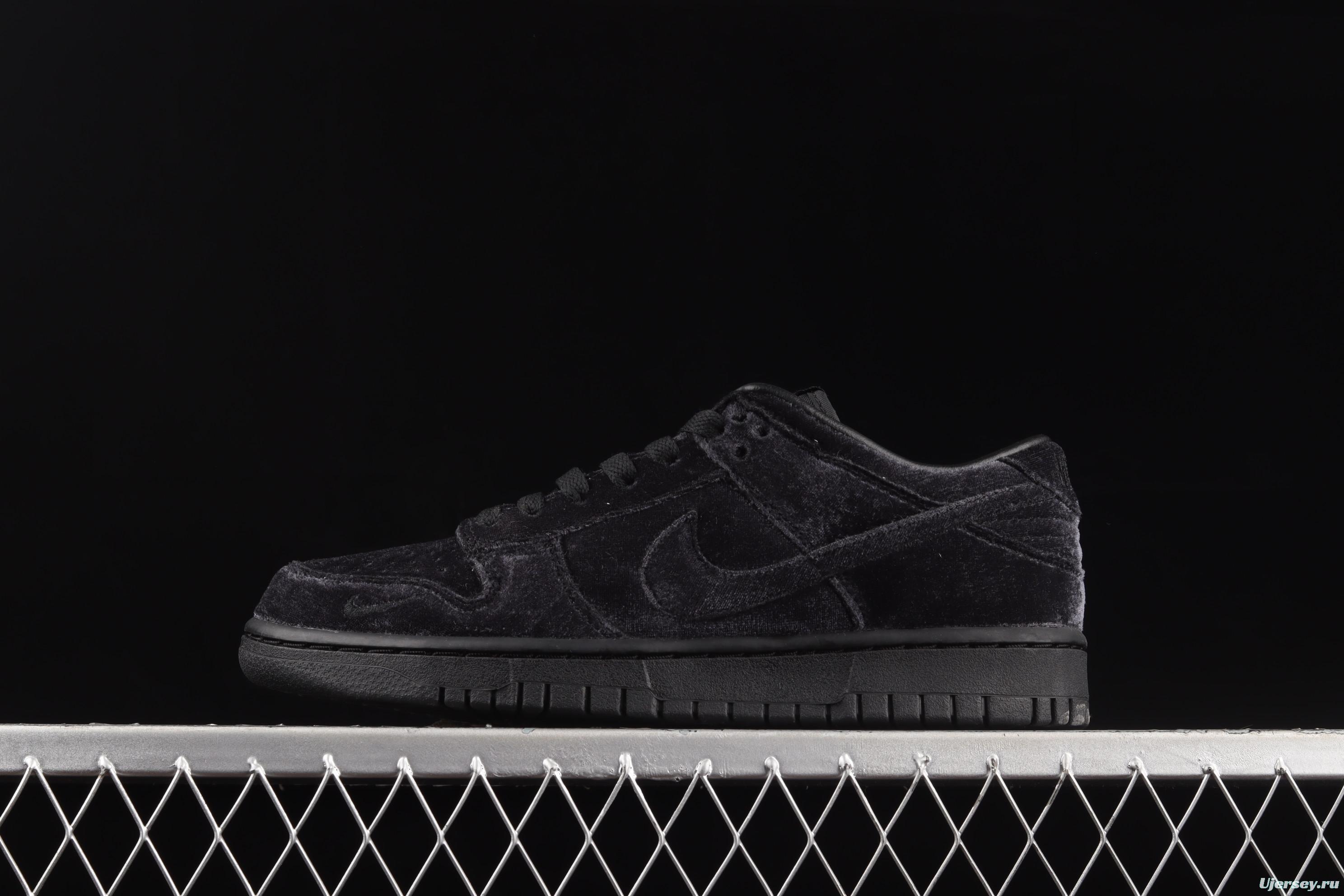Dover Street Market x NIKE DUNK Low Triple Black Black Valentine's Day SB Slam Dunk Series low-top skateboard shoes DH2686-002
