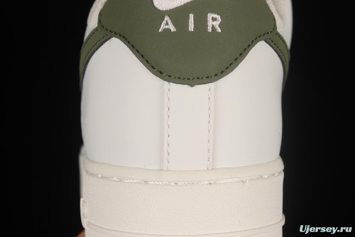 NIKE Air Force 1'07 Low Beige, White and Green Color Matching Low-Top Casual Sneakers CQ5059-110