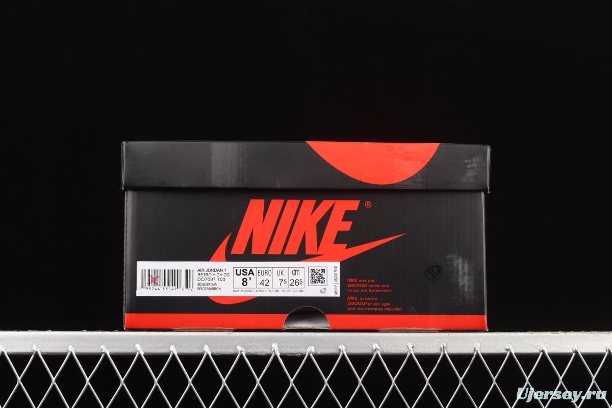 A Ma Maniere x Air Jordan 1 High OG co-branded snakeskin high top basketball shoes DO7097-100