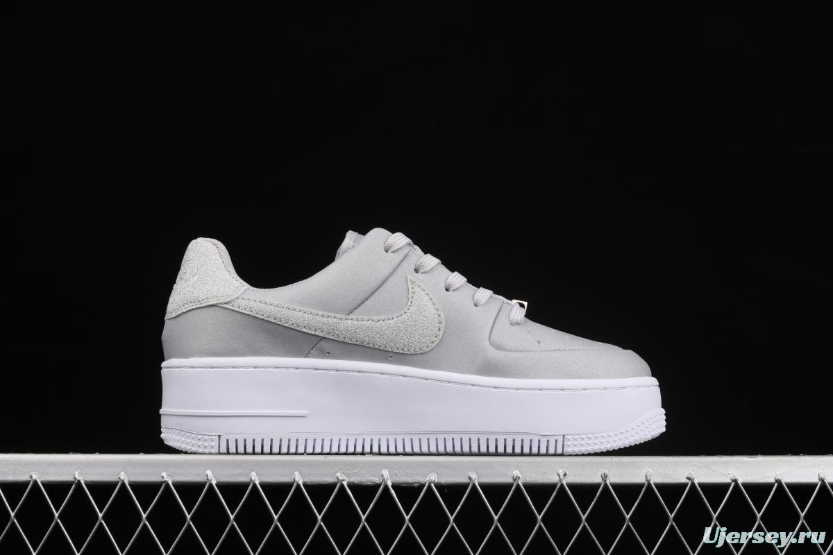 NIKE AF1 Sage Low shoes with thick soles CQ7510-017