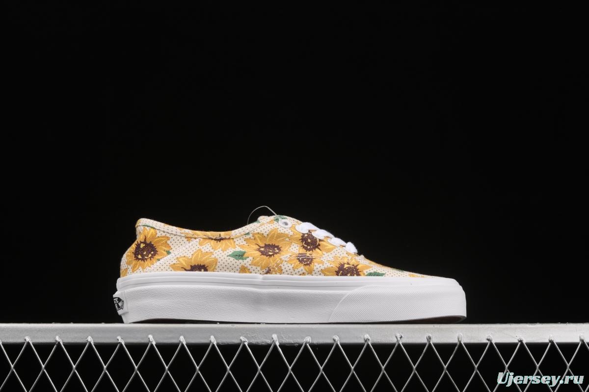 Vans Authentic Vance limited edition daisies printed low-top skateboard shoes VN0A5HYP6SR
