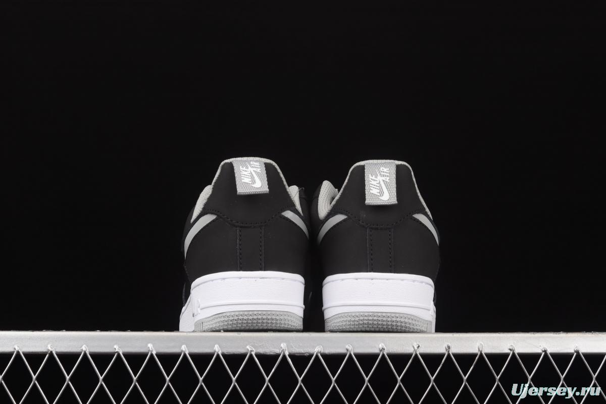 NIKE Air Force 1 Premium ShAdidasow grey Shadow Grey side Logo3M reflective low upper shoes BQ6818-009