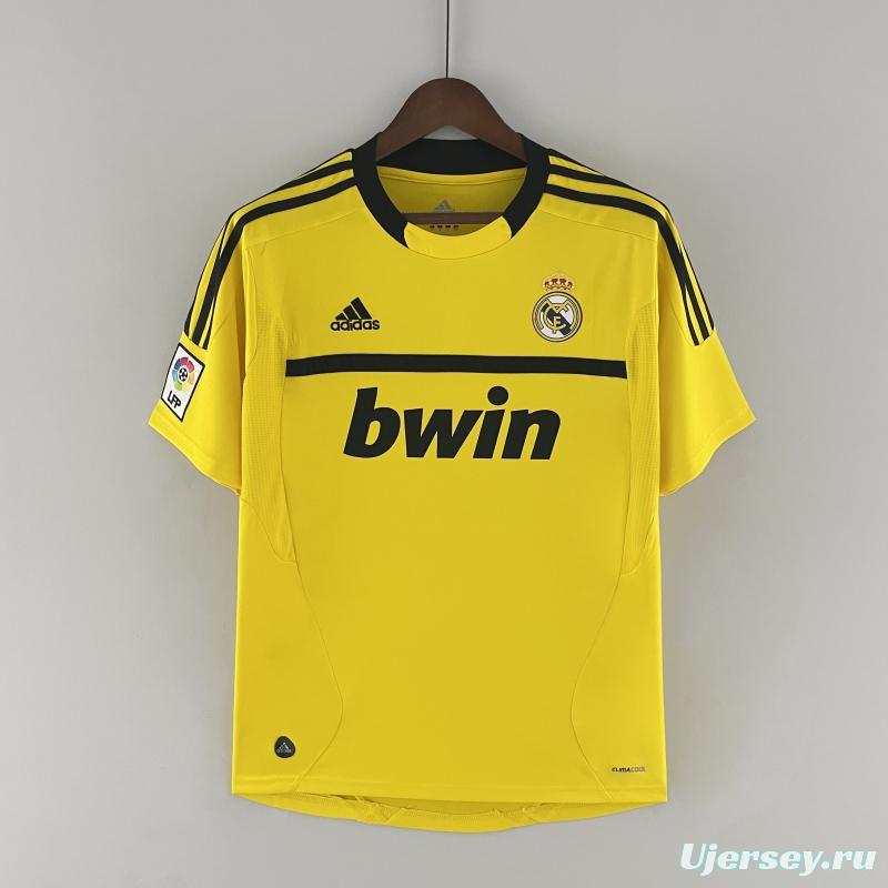 Retro Real Madrid 11/12 Goalkeeper Yellow Jersey