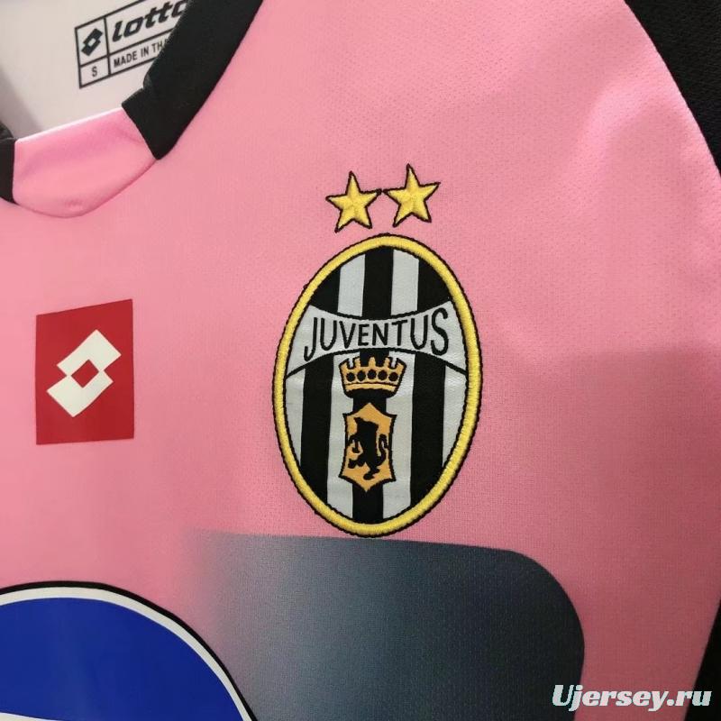 Retro 02/03 Juventus Goalkeeper Pink Jersey