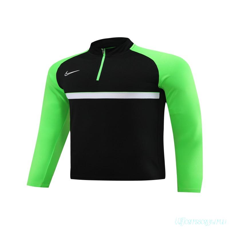 2023 NIKE Black Green Half Zipper Jacket +Pants