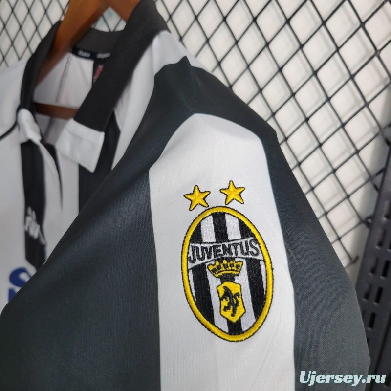 Retro 1997-98 Juventus Home Jersey