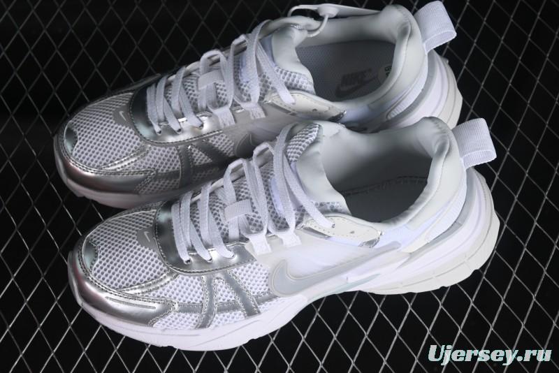 Nike Runtekk V2K Retro Low-Top Running Shoes with Cushlon Midsole and Distressed Effect - FD0736-104