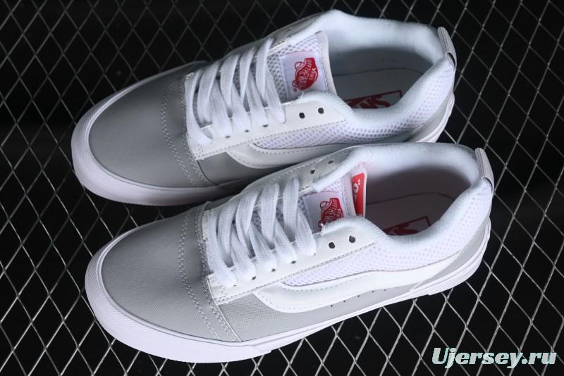 Vans Classics Knu Skool Chunky Tongue Retro Sneakers in Grey White - VN0009QCYF9
