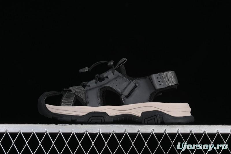 ECCO New Terrain Series Outdoor Closed-Toe Sandals Water Shoes with Breathable Design - 63890301002