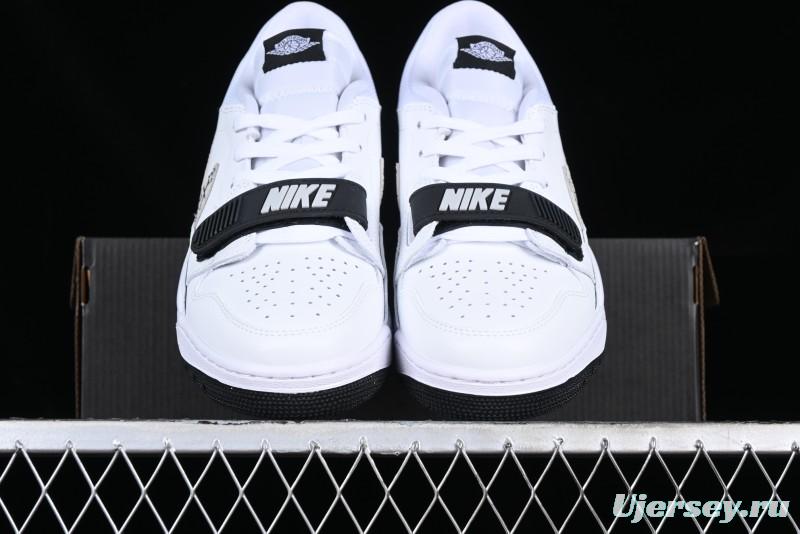 Air Jordan Legacy AJ312 Low Sneakers