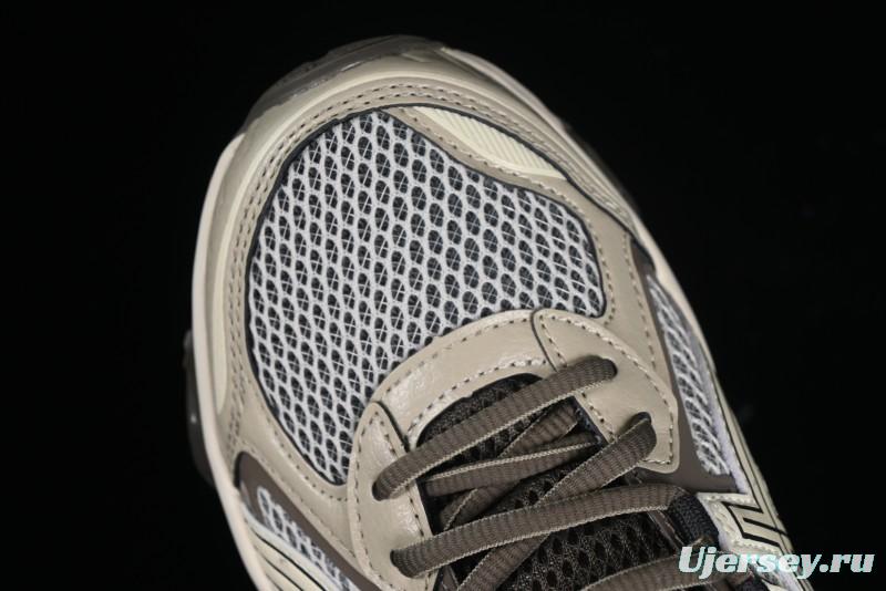 Asics Gel-Quantum Kinetic Retro Casual Sneakers with Thick Sole and GEL Scutoid Technology - 1203A270-201