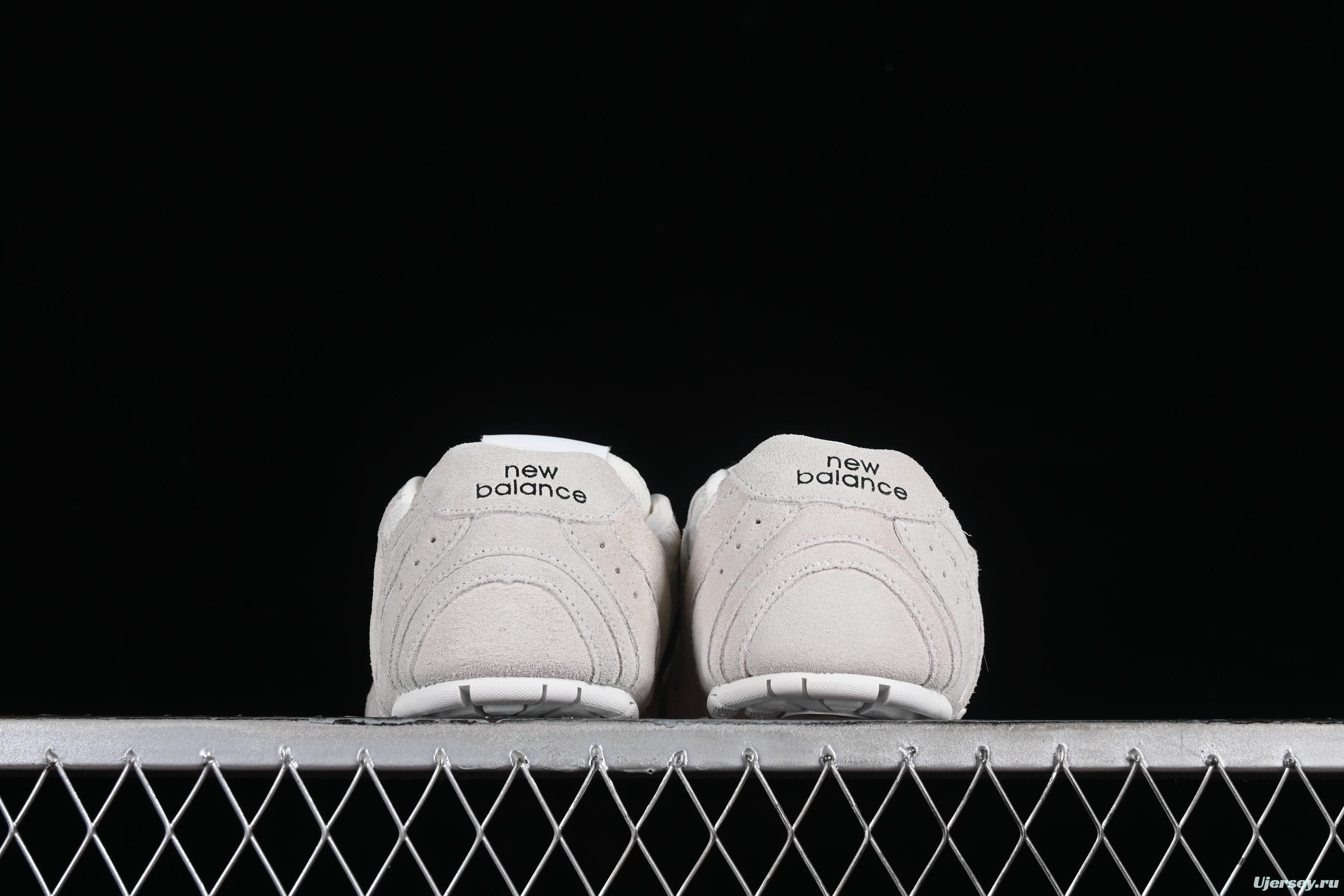 MiuMiu x New Balance 530 Low-Top Retro Casual Running Sneakers in White - 530