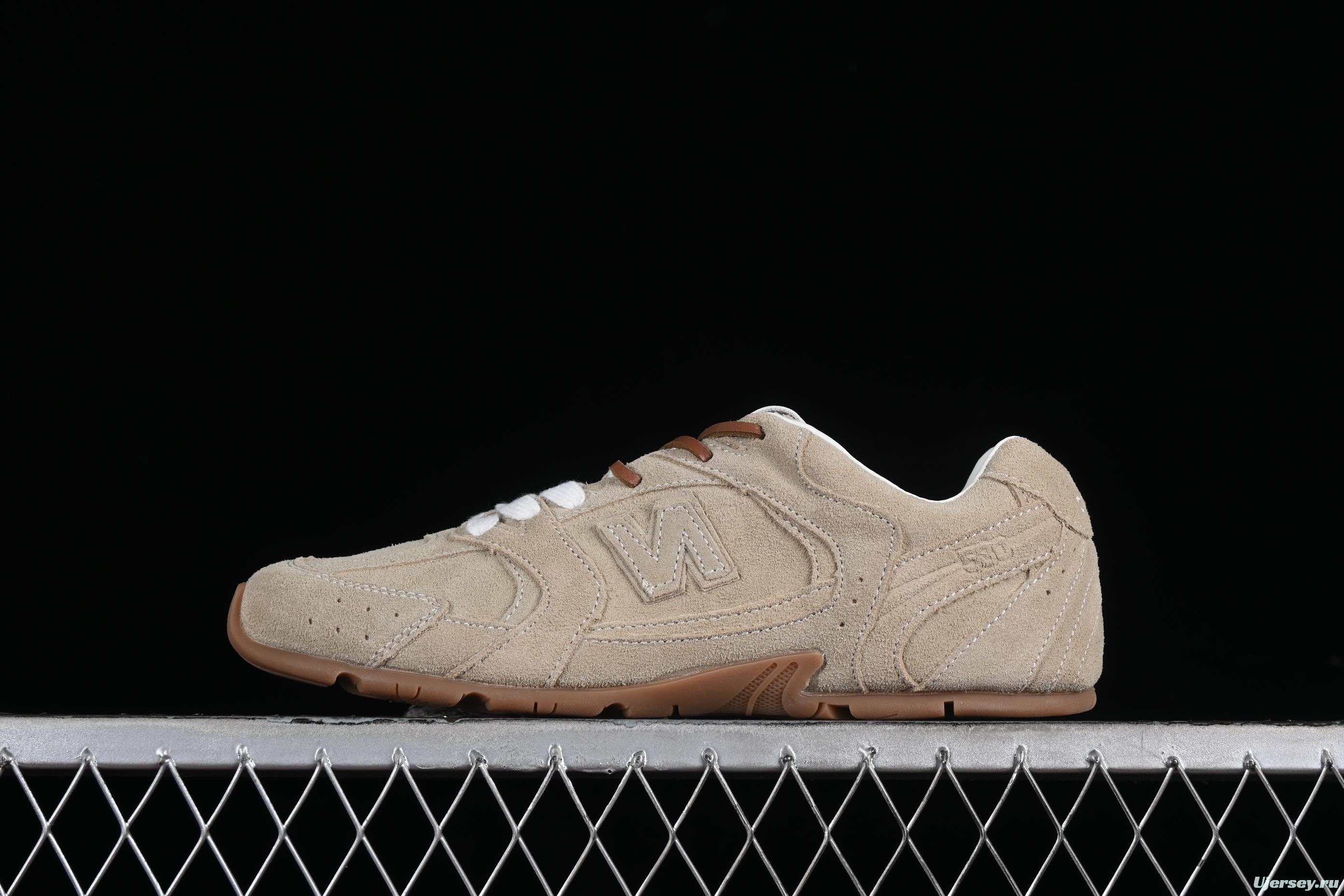 MiuMiu x New Balance 530 Low-Top Classic Retro Casual Running Sneakers in Brown - 530