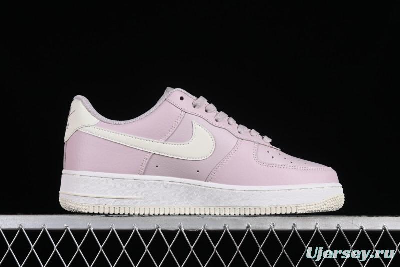 Nike Air Force 1 '07 Low Casual Sneakers with Full-Length Air Cushion - DV3808-001