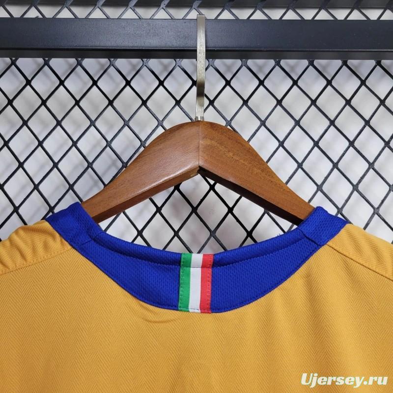 2005/06 Retro Juventus Third Jersey