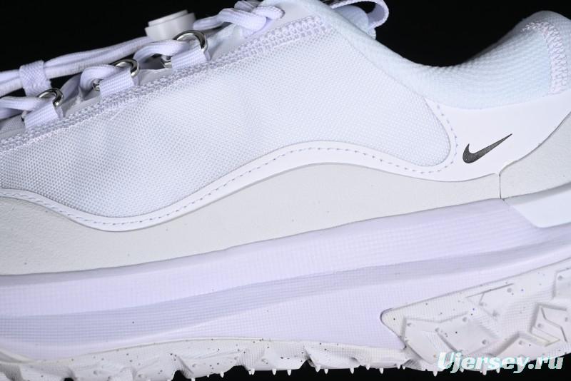 Nike ACG Mountain Fly 2 Low SP Outdoor Hiking Shoes with GORE-TEX and React Foam - FZ3311-100