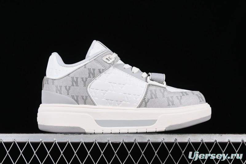 MLB Chunky Liner New York Yankees Sneakers with Lightweight Thick Sole and Hook Loop Closure - 3ASXCMM4N50GRS