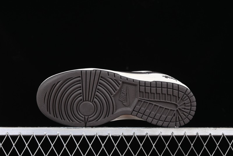 Stussy x Nike SB Dunk Low Anniversary Customized Casual Sneakers in Off-White Black Swoosh - DQ1098-378