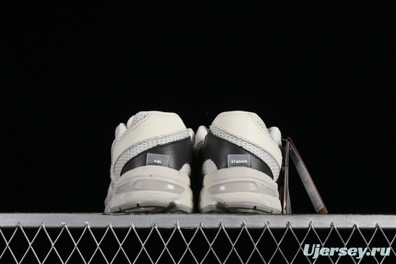 Asics Tiger GEL-1130 Low-Top Retro Running Shoes with GEL Cushioning and Ortholite Insole - 1201A982-200