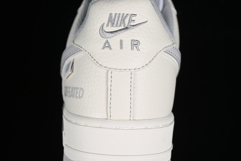 Nike Undefeated Air Force 1'07 Low Casual Sneakers in Beige Hemp with Reflective Details - UT2023-203