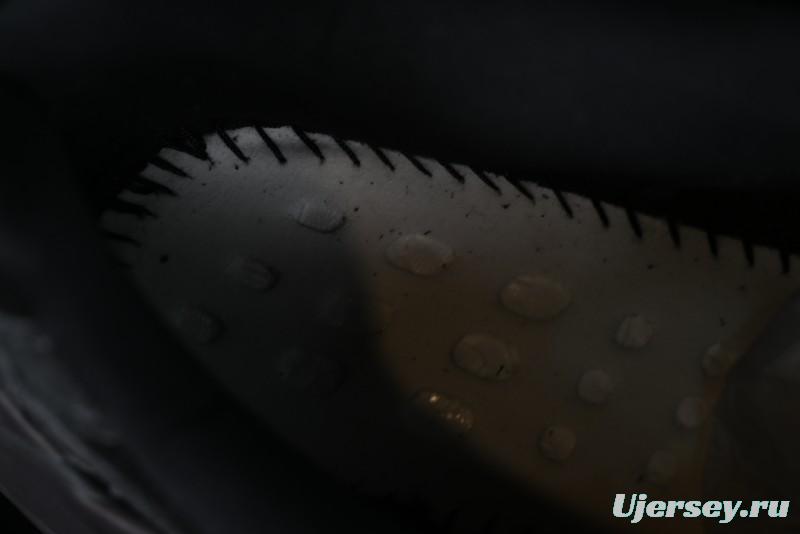 Adidas Yeezy Boost 700 V2 Inertia Running Shoes with 3M Reflective Design - FU6684