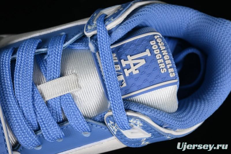 MLB NY Yankees Chunky Liner Lightweight Platform Sneakers with 6cm Height Increase - 3ASXLM13N07CBL