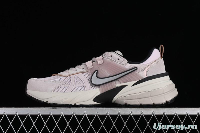 Nike Runtekk Run V2K Low-Top Retro Running Shoes with Cushlon Midsole and Anti-Slip Design - FN6703-001
