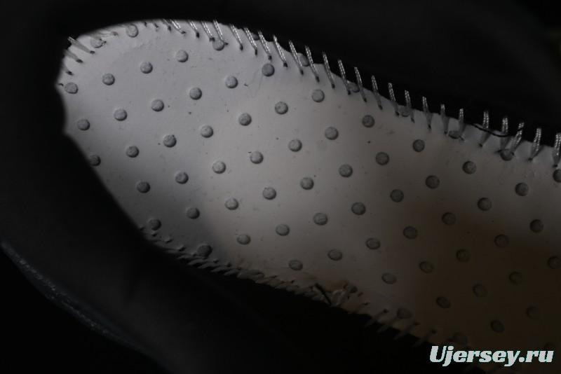 HOKA ONE ONE Tor Summit Low-Top Running Shoes with Geometric Cushioning for Stability and Traction - 1147952 BBLC