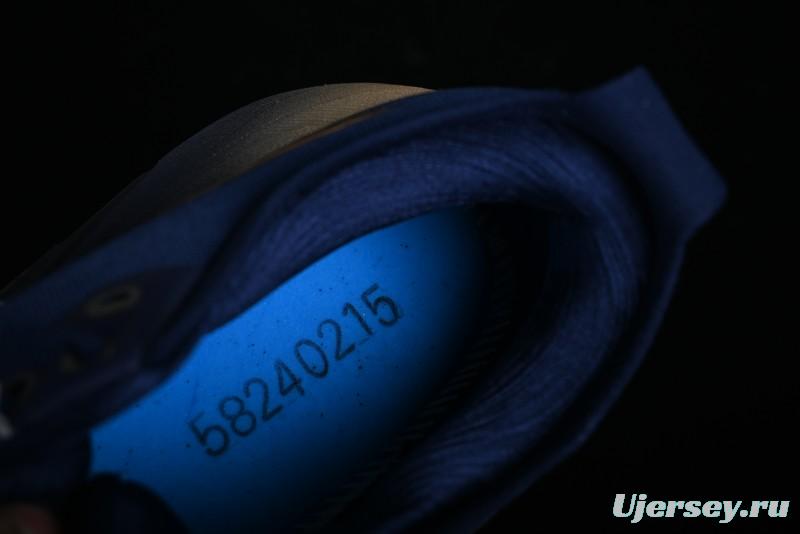 Asics Gel-Kayano 31 Running Shoes with Enhanced Cushioning and Breathable Design - 1011B950-400