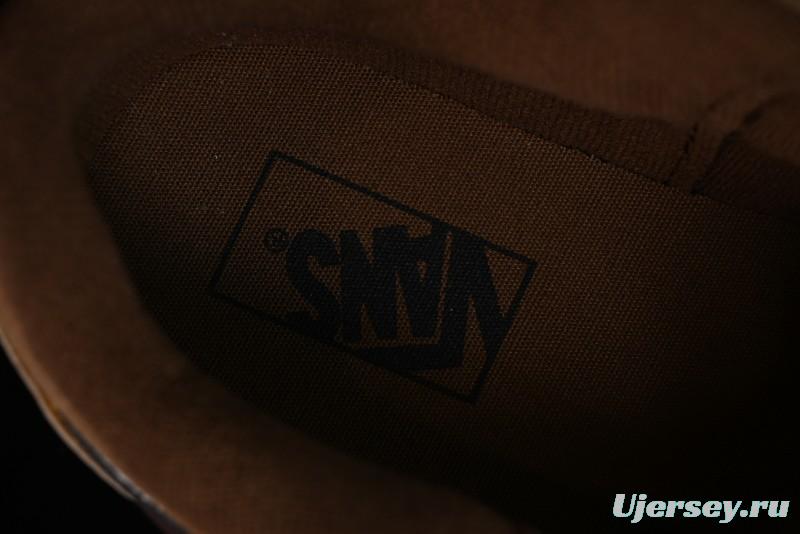 Vans Classics Knu Skool Retro Sneakers with Enlarged Toe and Thickened Trim - VN0009QCLC5