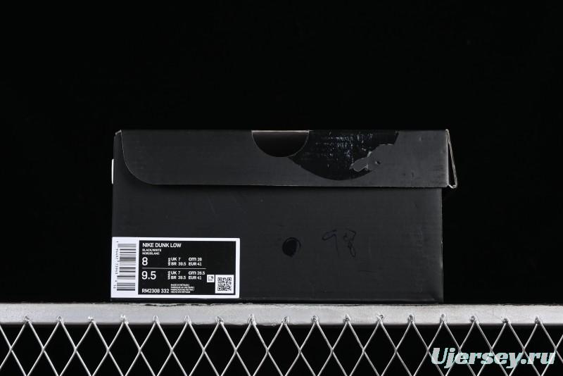 Nike Supreme x SB Dunk Low Panda Colorway Low-Top Casual Skate Shoes - RM2308-332