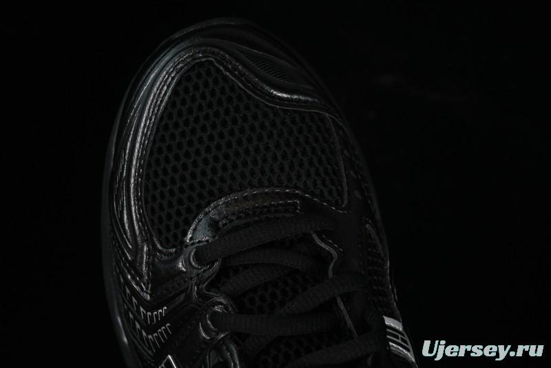 Asics Gel-Kayano 14 Running Shoes with Breathable Design and Professional Cushioning - 1201A019-006