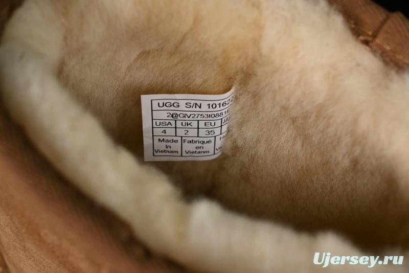 UGG Classic Short II Genuine Shearling Snow Boots with TREADLITE Outsole - 1016223