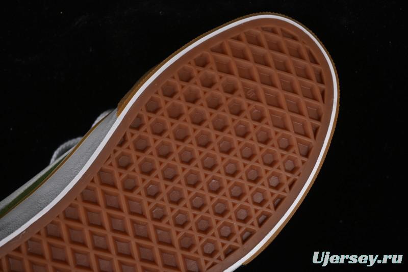 Vans Classics Knu Skool Retro Sneakers with Enlarged Toe and Thickened Sole - VN0009QCCIB