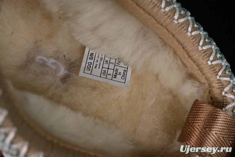 UGG Tazz 5cm Classic Platform Snow Boots with TREADLITE Outsole - 1122553