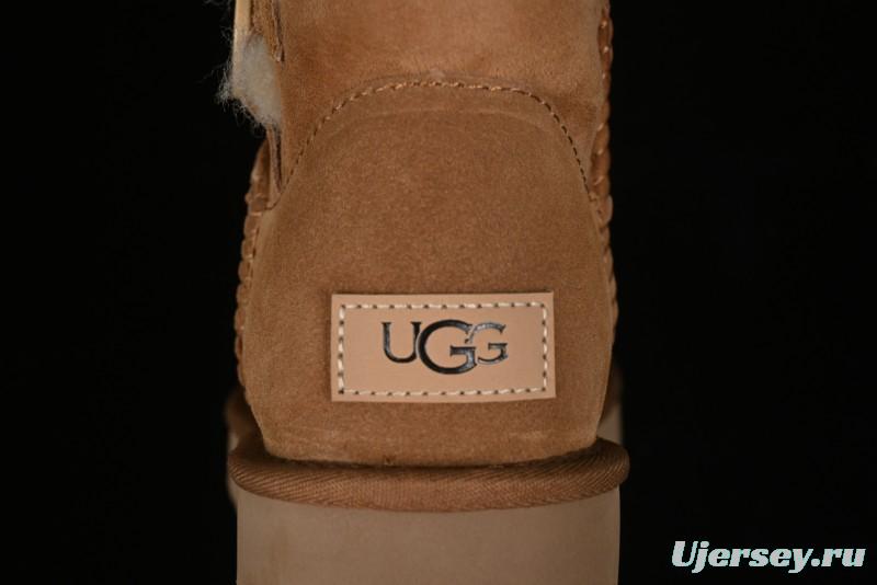 UGG Mini Bailey Button II Classic Short Boots with Wooden Button - 1016422