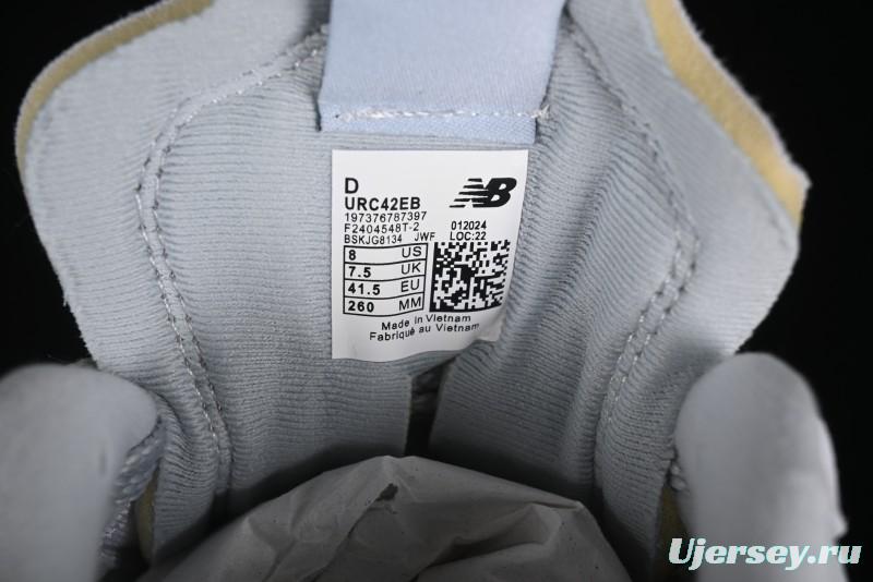 New Balance RC42 Series Retro Football Training Casual Sneakers - URC42EB