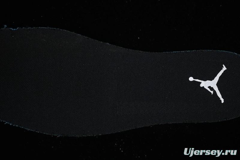 Nike Air Jordan Legacy 312 Low Sneakers with Velcro Strap and Triple Design - HV1811-101