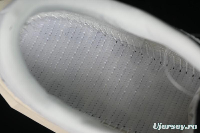 New Balance FuelCell SC Elite v4 Low-Top Running Shoes with Breathable Knit Upper and FuelCell Technology - MRCELLA4