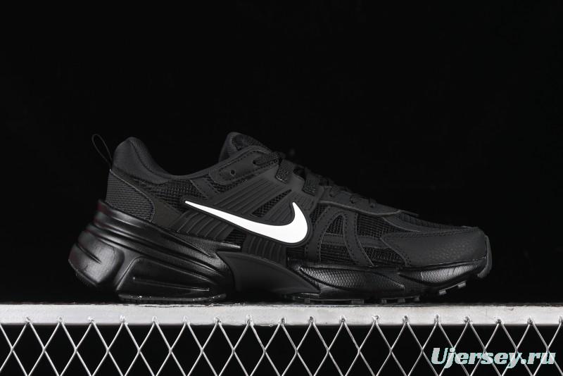 Nike Runtekk Run Retro Low-Top Running Shoes with Cushlon Midsole and Anti-Slip Design - HQ1582-001