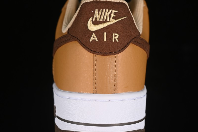 Nike Air Force 1 '07 Low Casual Sneakers with Full-Length Air Cushion - HQ3905-200