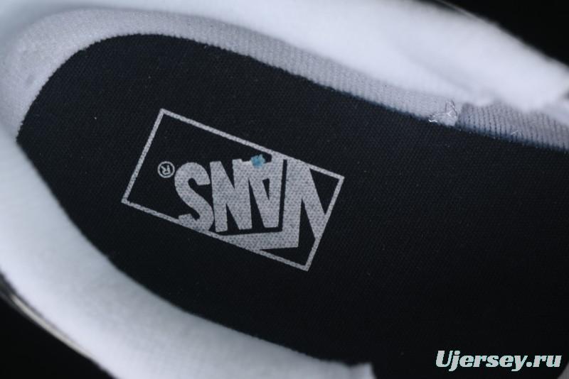 Vans Classics Knu Skool Full-Grain Leather Retro Sneakers - VN000CS0BGF