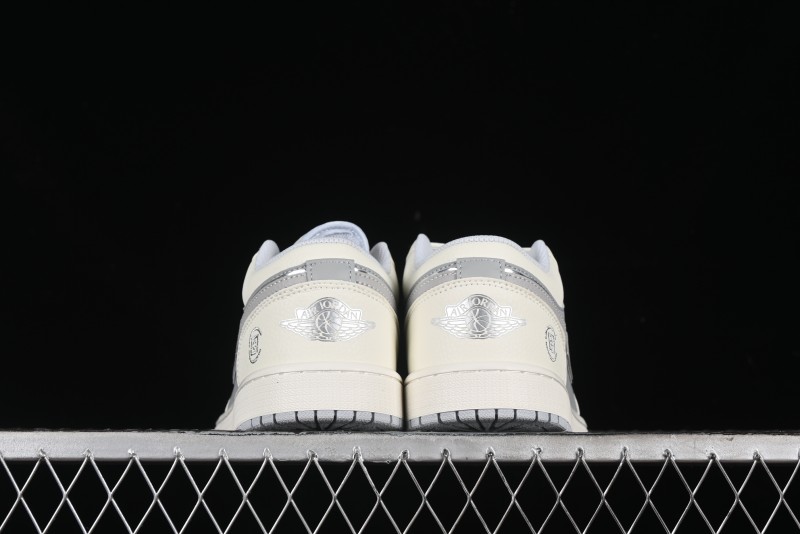 Nike Air Jordan 1 Low Retro Basketball Shoes - DC2024-024