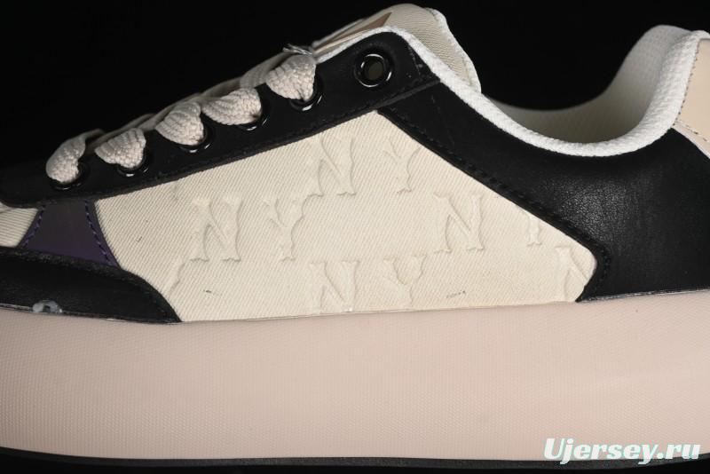 MLB Chunky Classic Base New York Yankees Lightweight Platform Casual Sneakers - 3ASXBMN4N50BKS