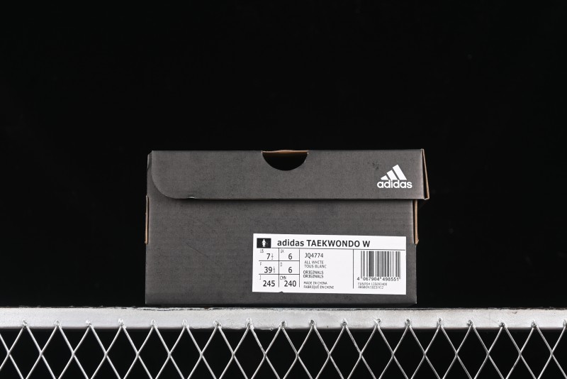 Adidas Originals Taekwondo JQ4774 Low-Top Training Shoes for Comfortable Non-Slip Workouts