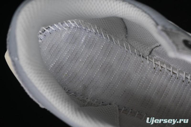 Onitsuka Tiger Ultimate 81 EX 40th Anniversary Breathable Comfort Casual Shoes - 1183C074-020