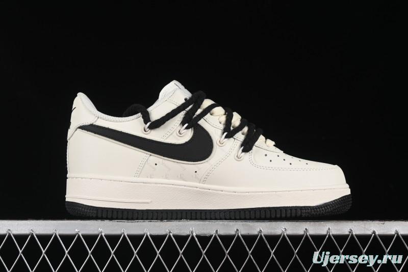 Stussy x Nike Air Force 1'07 Low Casual Sneakers - ZH0316-041